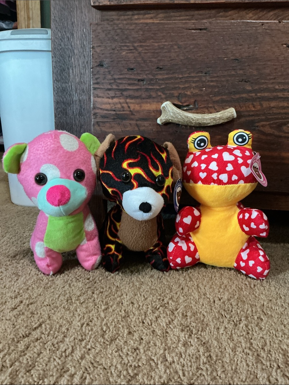 3 Cute Plushies